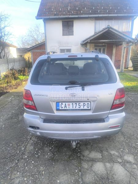 Kia Sorento LX