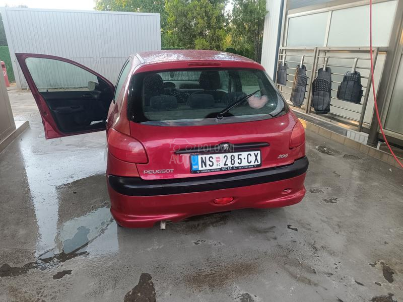 Peugeot 206 1.6