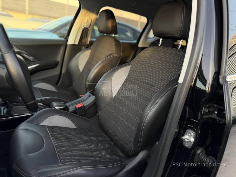 Peugeot 2008 Allure/EAT6/Led