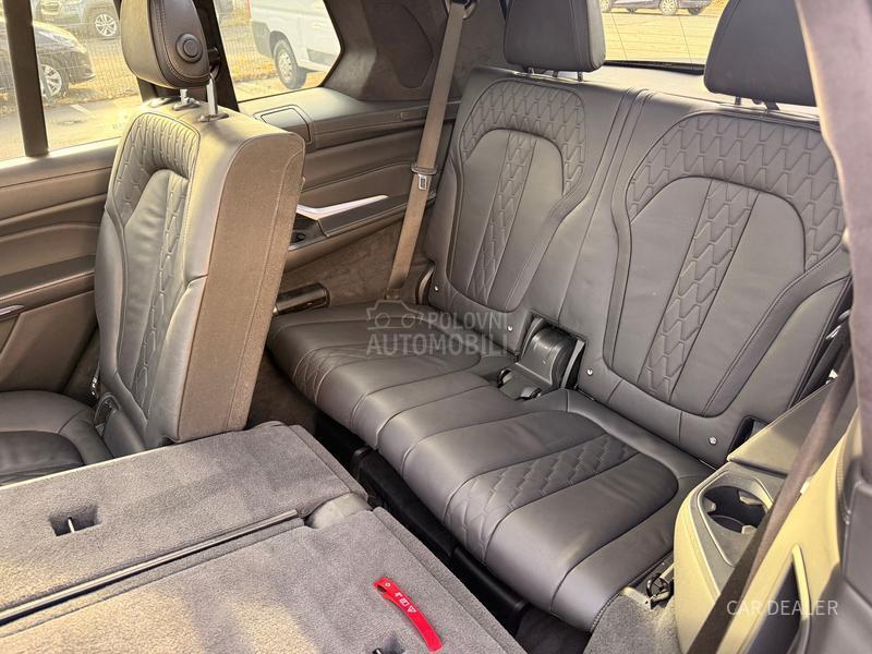 BMW X7 40d/m-sport/Mildhyb