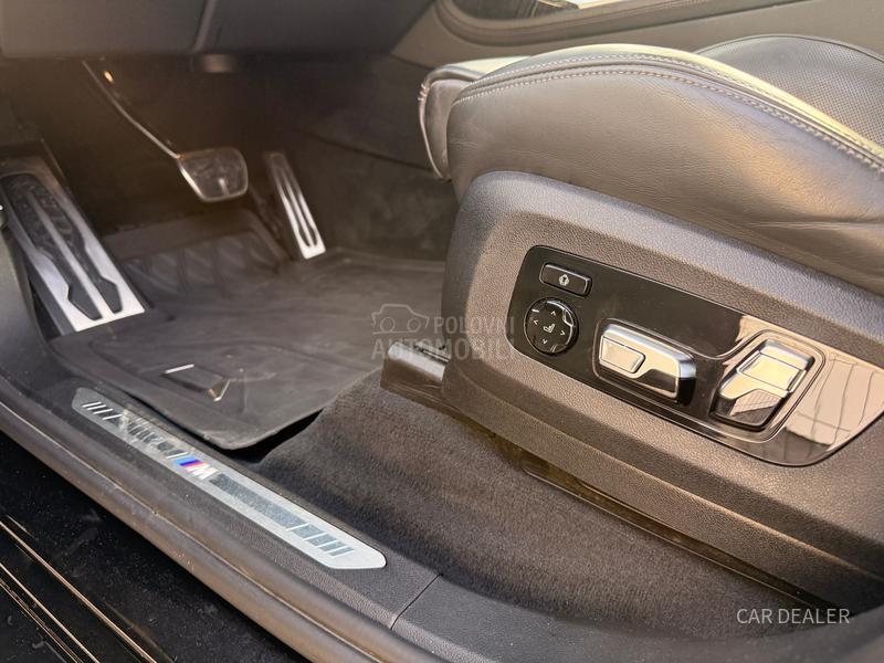 BMW X7 40d/m-sport/Mildhyb