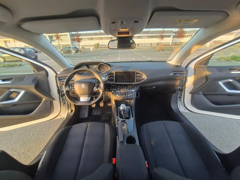 Peugeot 308 1.6 BLUEHDI