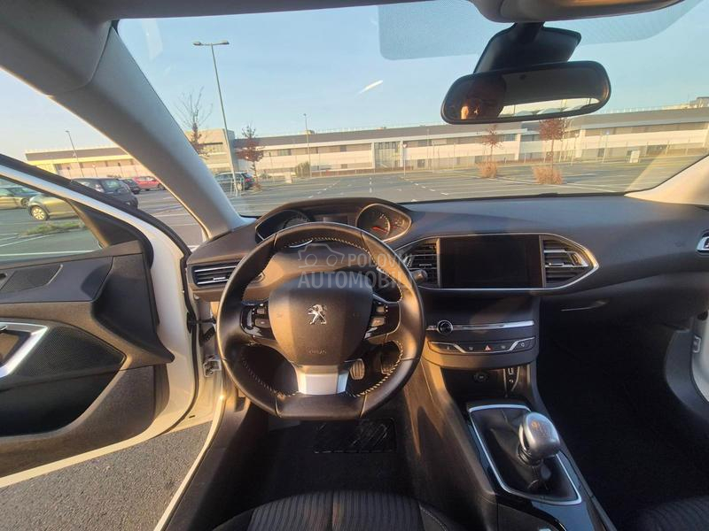 Peugeot 308 1.6 BLUEHDI