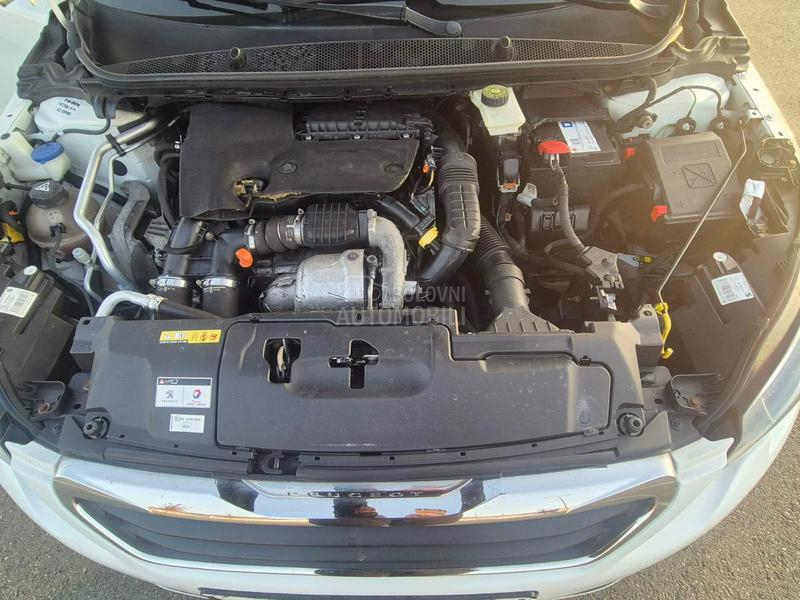 Peugeot 308 1.6 BLUEHDI