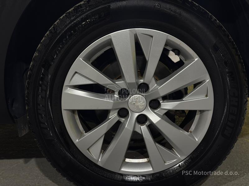 Peugeot 3008 NewModel/Kamera