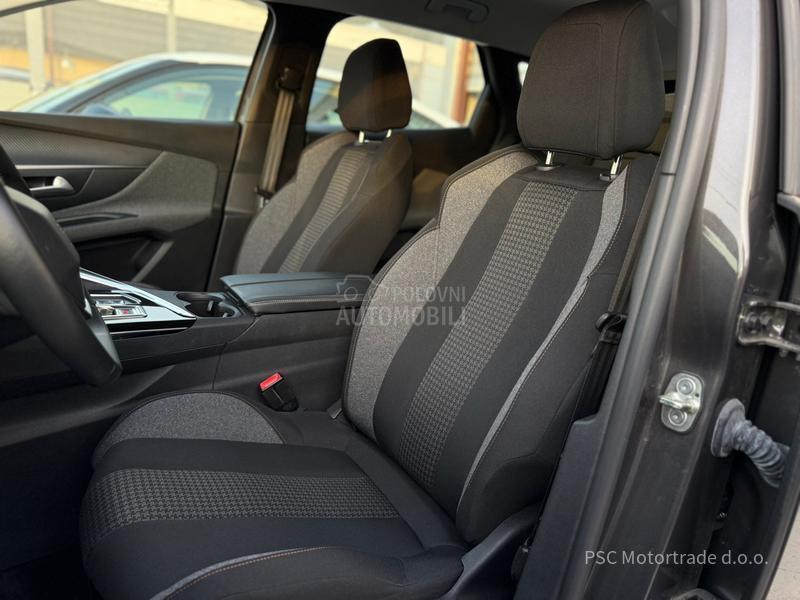 Peugeot 3008 NewModel/Kamera