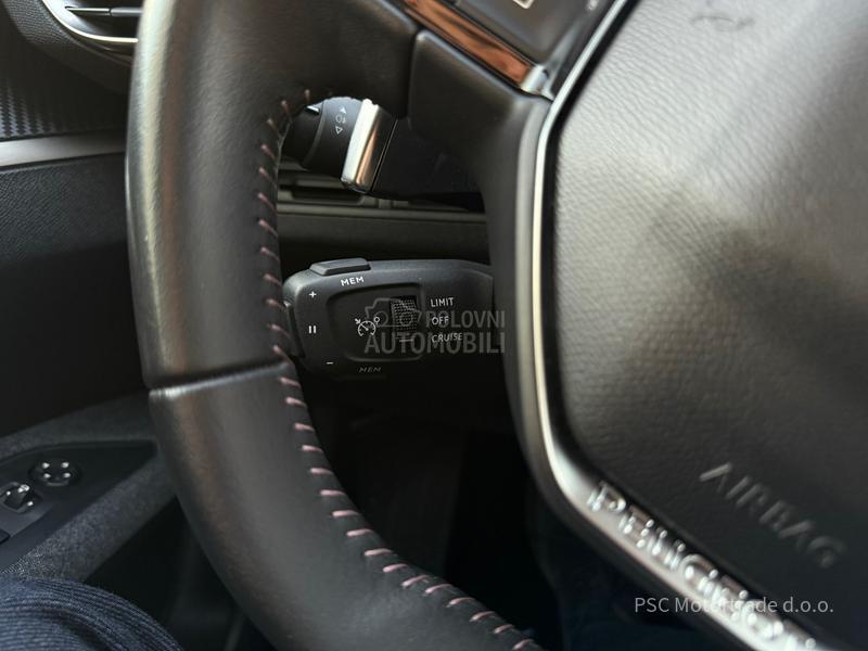 Peugeot 3008 NewModel/Kamera