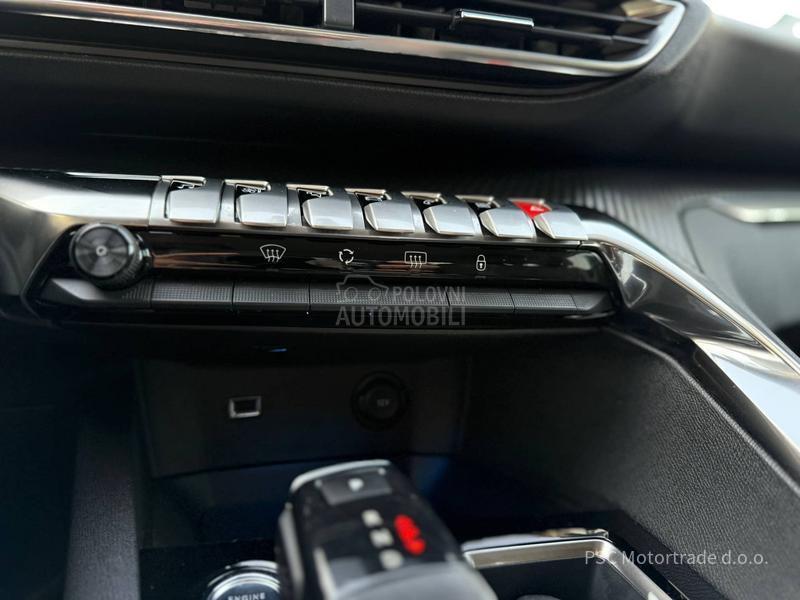 Peugeot 3008 NewModel/Kamera
