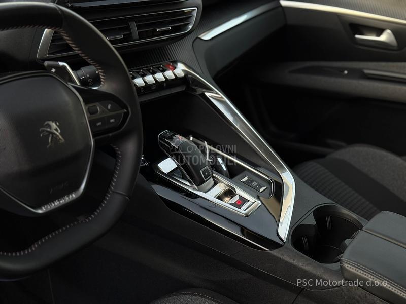 Peugeot 3008 NewModel/Kamera