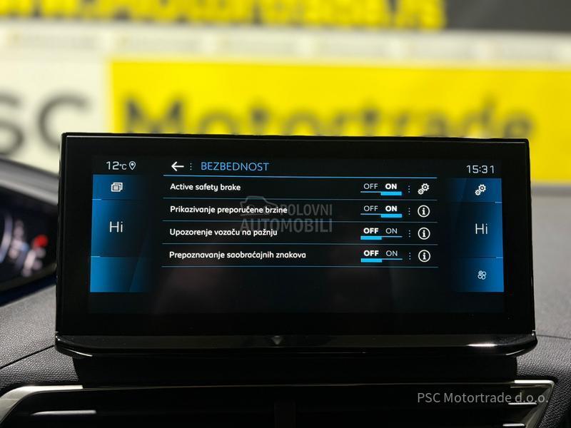 Peugeot 3008 NewModel/Kamera