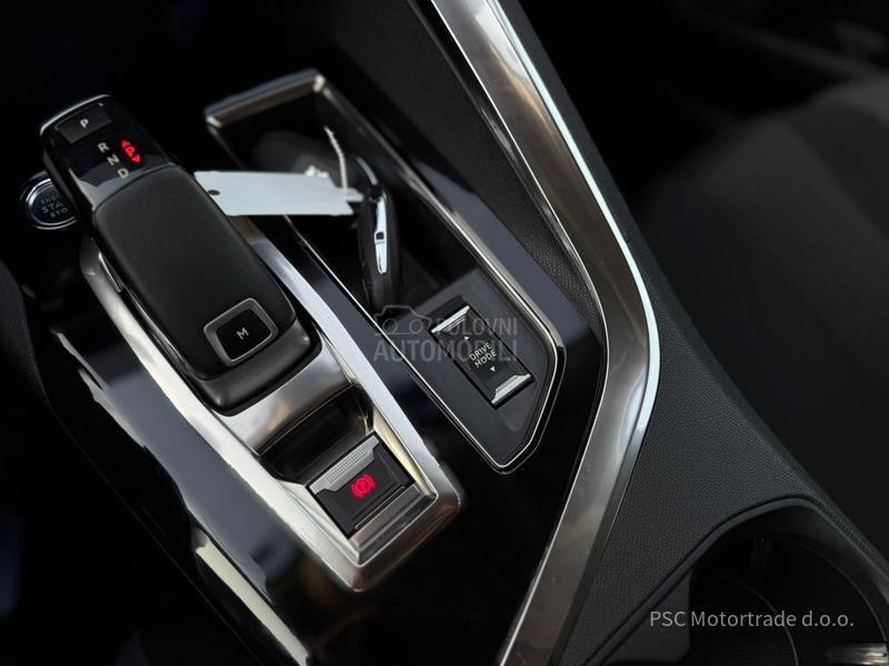 Peugeot 3008 NewModel/Kamera