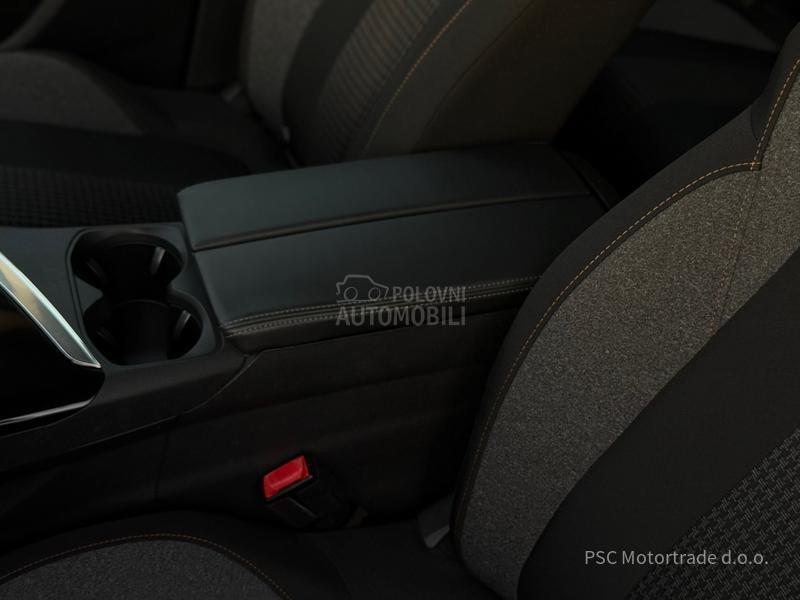 Peugeot 3008 NewModel/Kamera