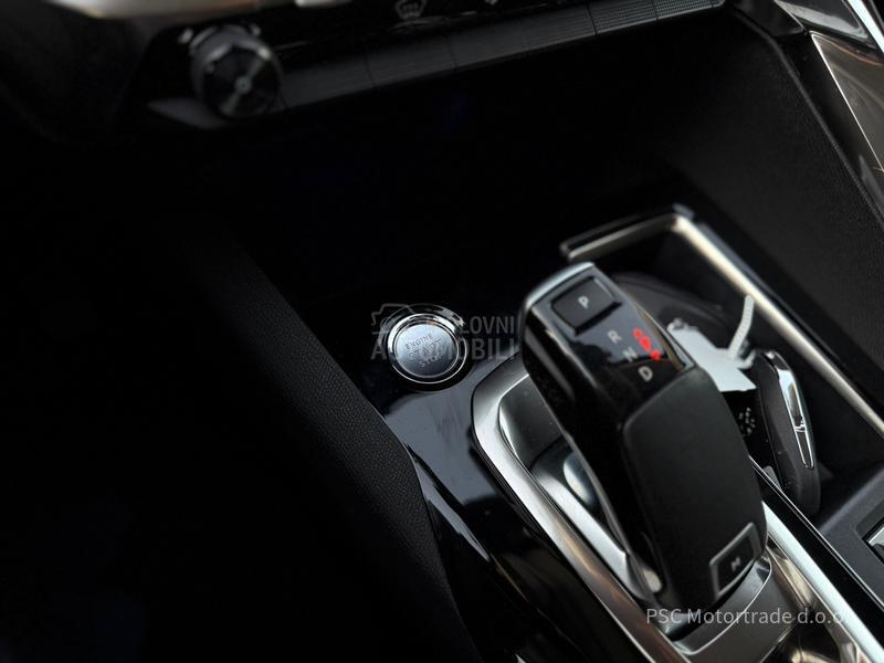 Peugeot 3008 NewModel/Kamera