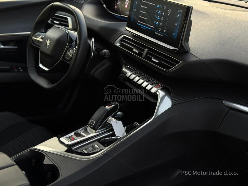Peugeot 3008 NewModel/Kamera