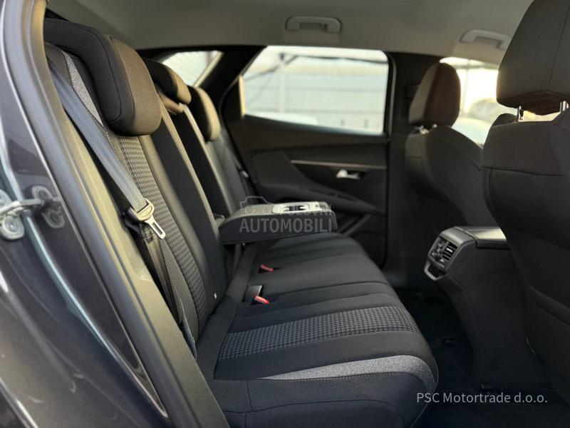 Peugeot 3008 NewModel/Kamera