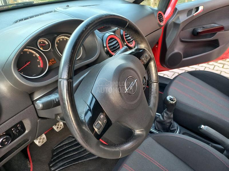 Opel Corsa D 1.4 CH NOVA