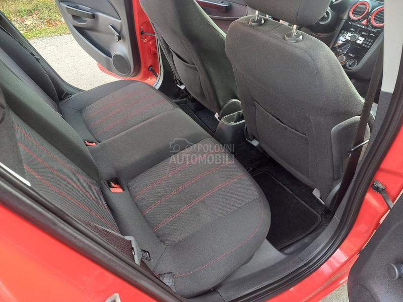 Opel Corsa D 1.4 CH NOVA