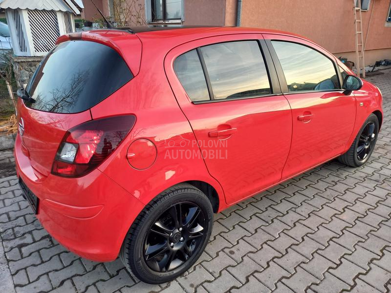 Opel Corsa D 1.4 CH NOVA