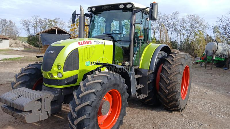 Claas Arion Ares 697