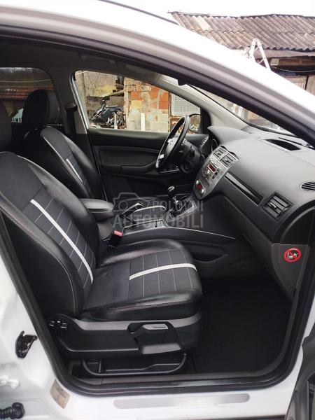 Ford Kuga 2,0D 4x4