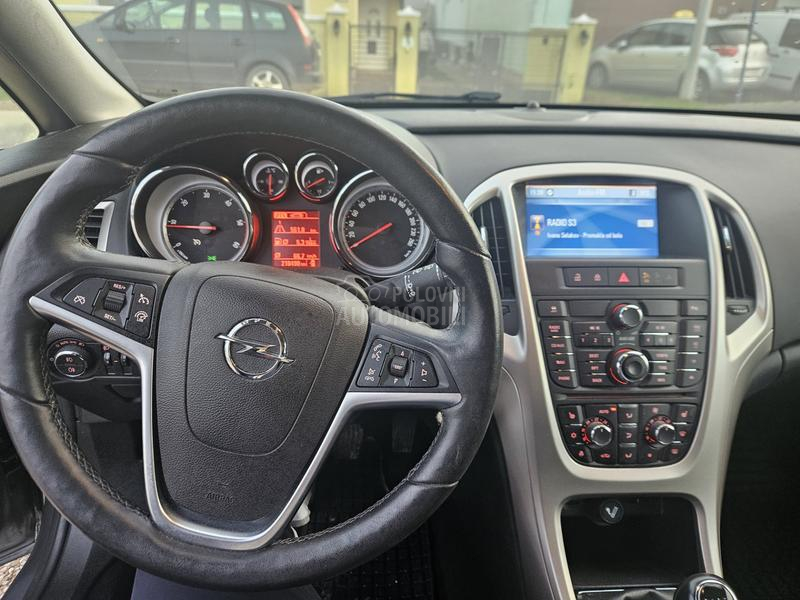 Opel Astra J 1.7 cdti NOOOV