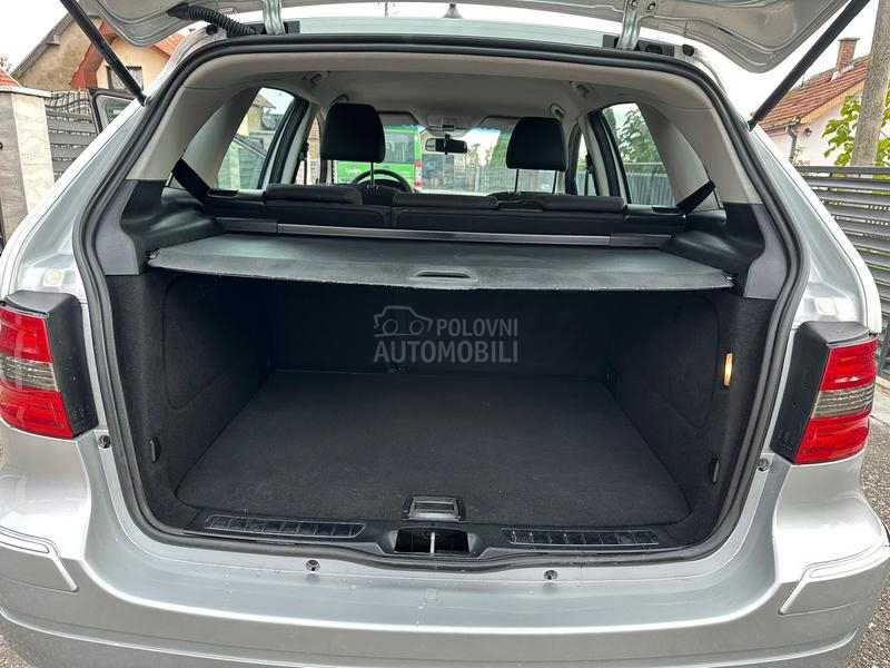 Mercedes Benz B 180 