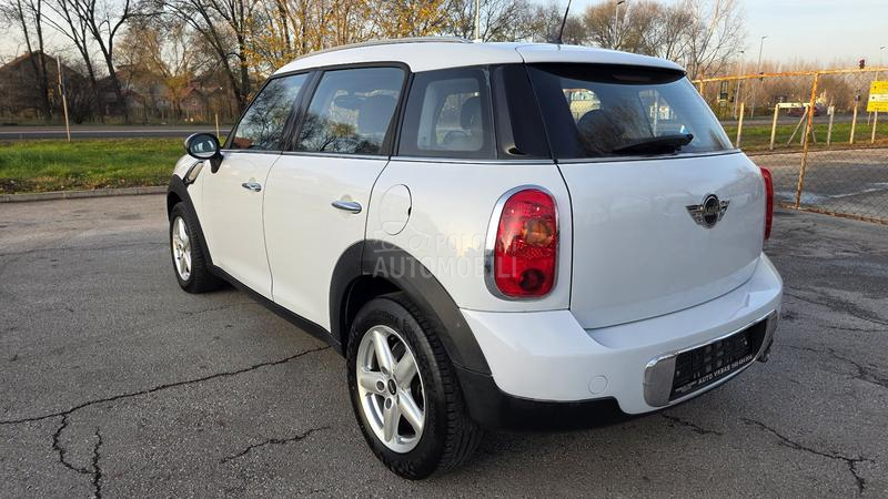MINI Countryman 1,6d ONE D STYLE