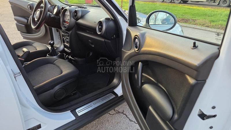 MINI Countryman 1,6d ONE D STYLE