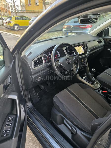 Volkswagen T-Roc DESING 1.6tdi