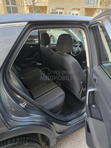 Volkswagen T-Roc DESING 1.6tdi