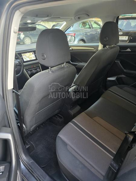 Volkswagen T-Roc DESING 1.6tdi