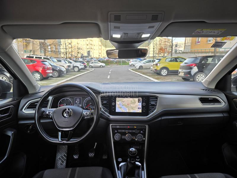 Volkswagen T-Roc DESING 1.6tdi