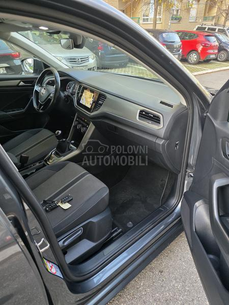 Volkswagen T-Roc DESING 1.6tdi