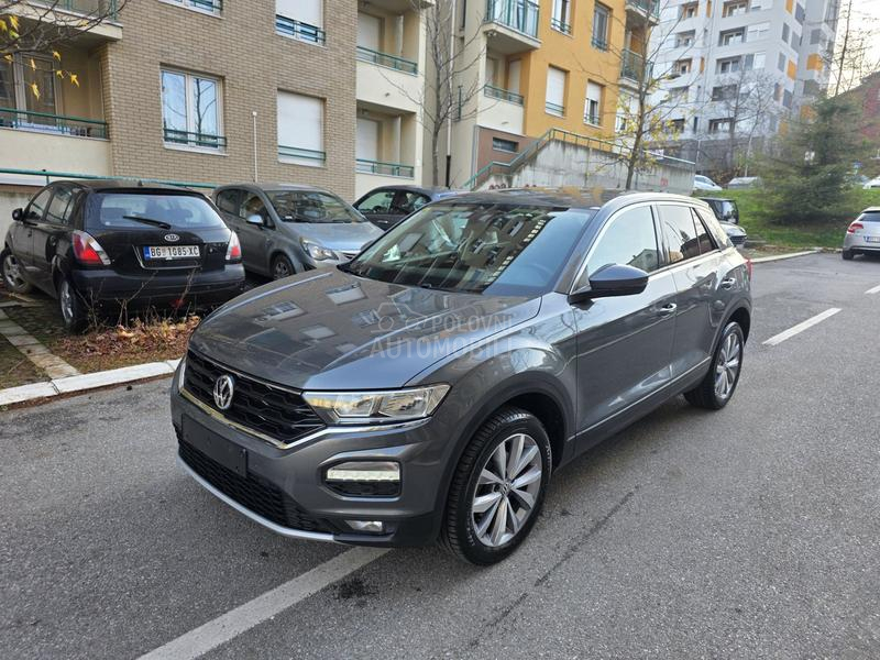 Volkswagen T-Roc DESING 1.6tdi