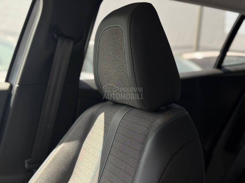 Peugeot 2008 1.5D/ALLURE/LED