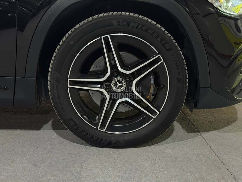 Mercedes Benz GLA 200 D/AMG/4-MATIC/KAMERA