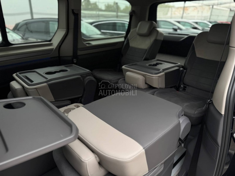 Volkswagen Multivan Long/Pano/7sed/Black