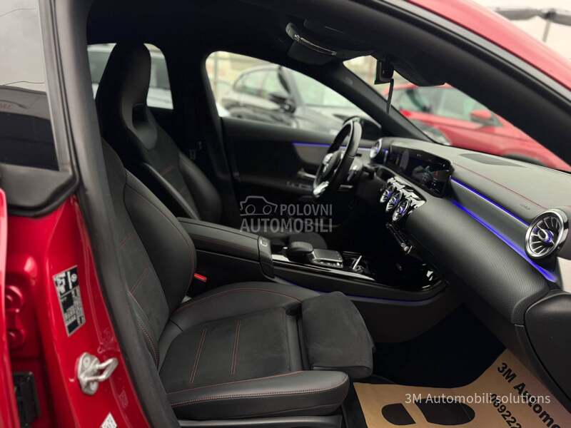 Mercedes Benz CLA 200 D/AMG/BLACK