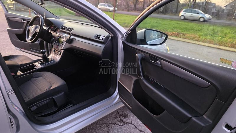Volkswagen Passat B7 1,6TDI NAVl