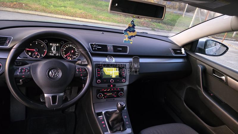 Volkswagen Passat B7 1,6TDI NAVl