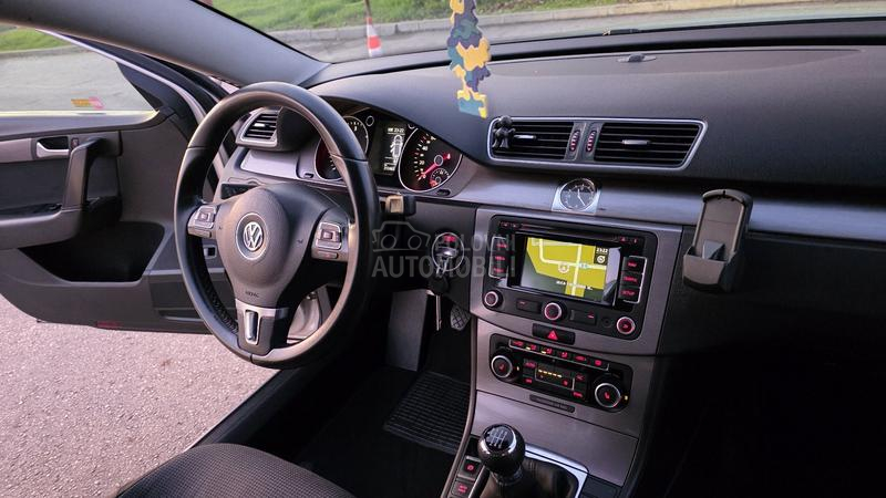 Volkswagen Passat B7 1,6TDI NAVl