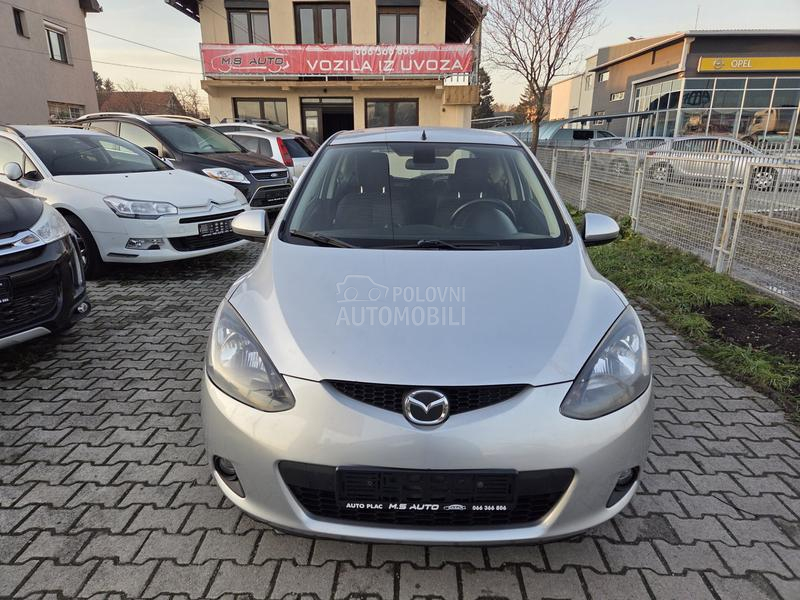 Mazda 2 1.3b CH/0DLIČNA