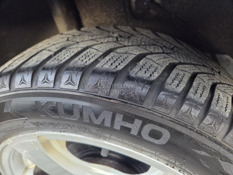 Mazda 2 1.3b CH/0DLIČNA