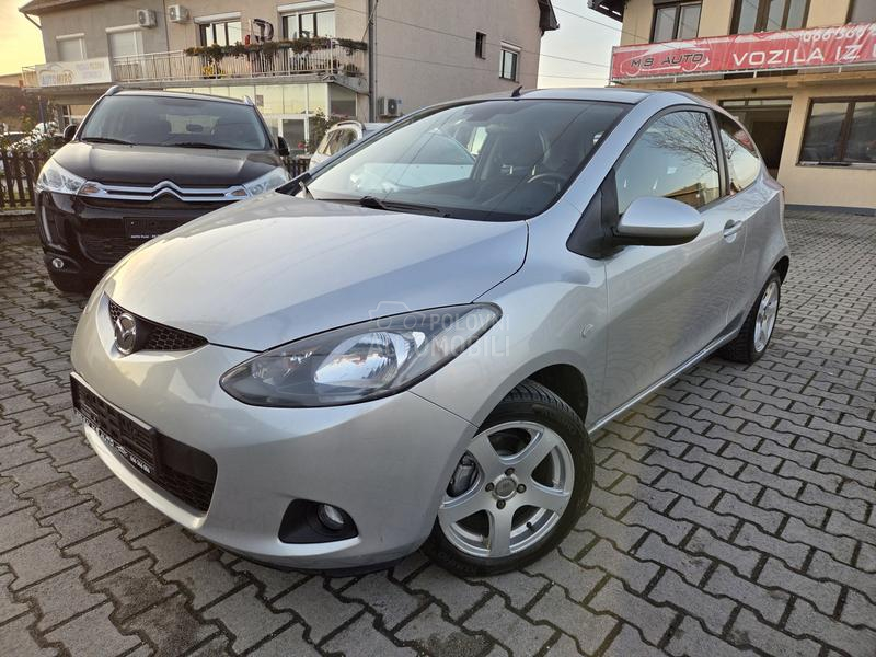 Mazda 2 1.3b CH/0DLIČNA