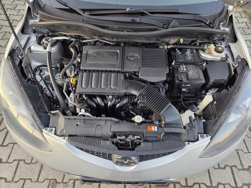 Mazda 2 1.3b CH/0DLIČNA