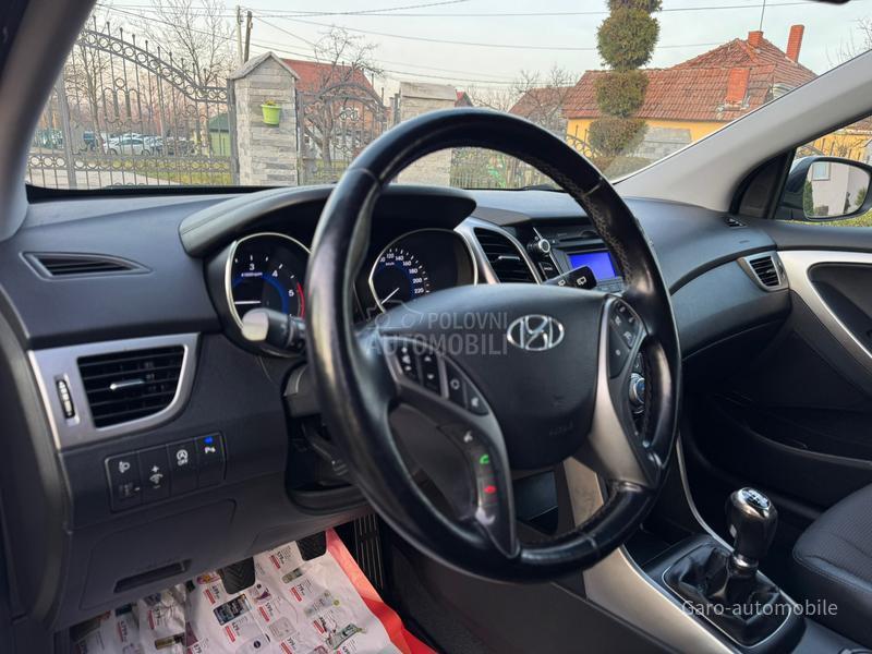 Hyundai i30 1.6CRDI CH NOV