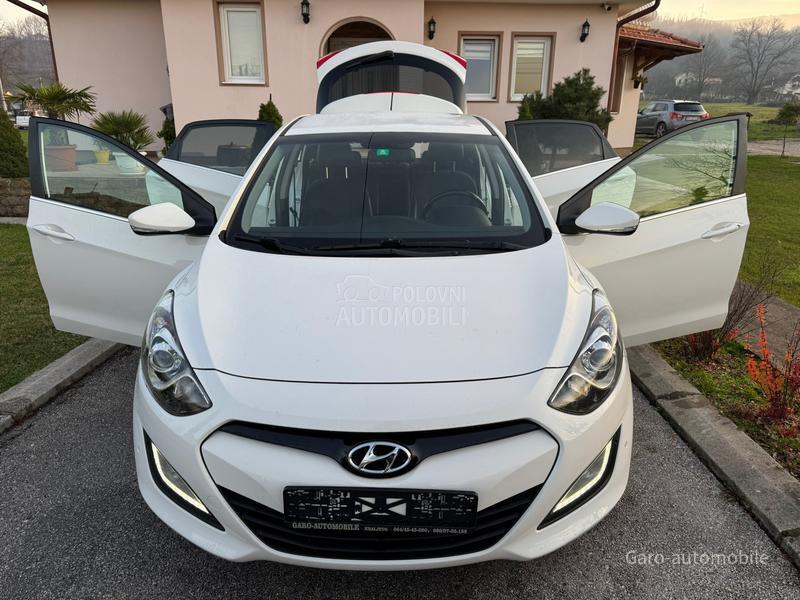 Hyundai i30 1.6CRDI CH NOV
