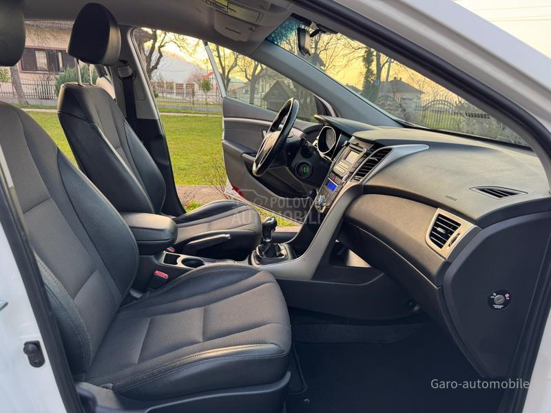Hyundai i30 1.6CRDI CH NOV