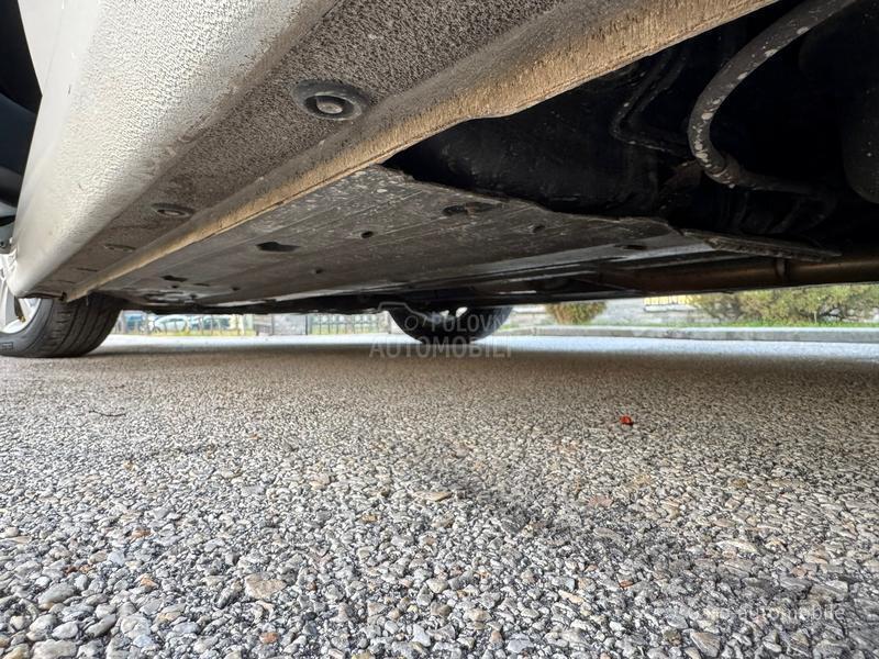 Hyundai i30 1.6CRDI CH NOV