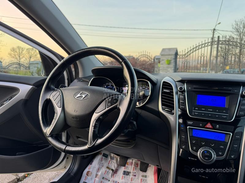 Hyundai i30 1.6CRDI CH NOV